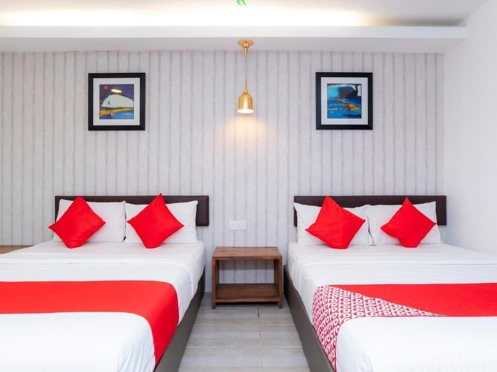 undefined Big Big Hotel 3