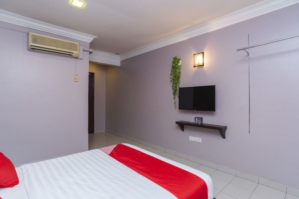 undefined OYO 44027 Golden Horse Hotel 8