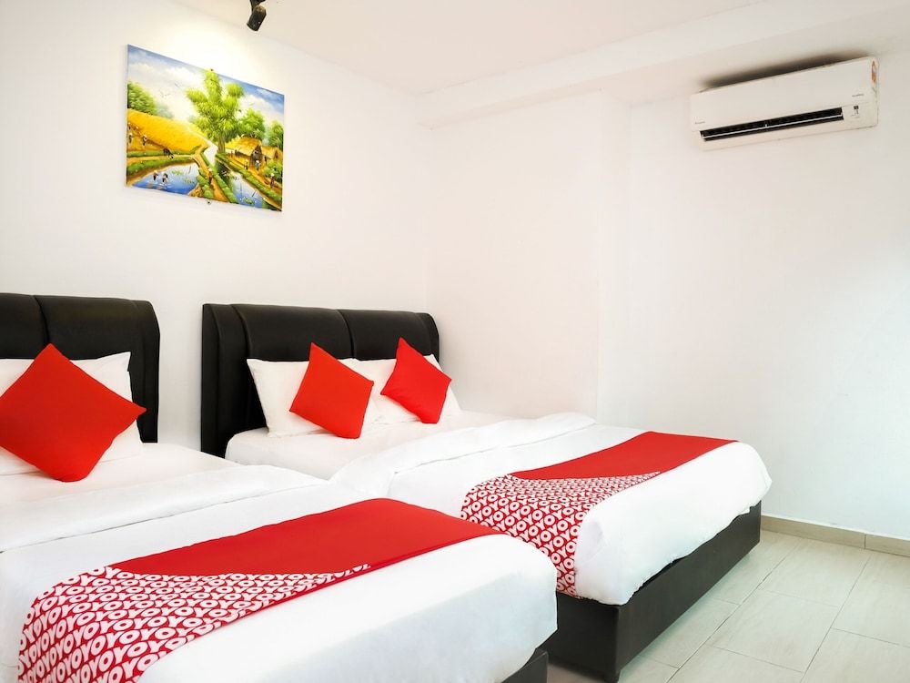 Deluxe Triple Room, Multiple Beds, Non Smoking