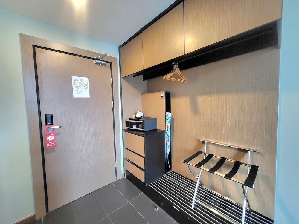 Roxy Hotel and Apartments Superior Twin Room 3