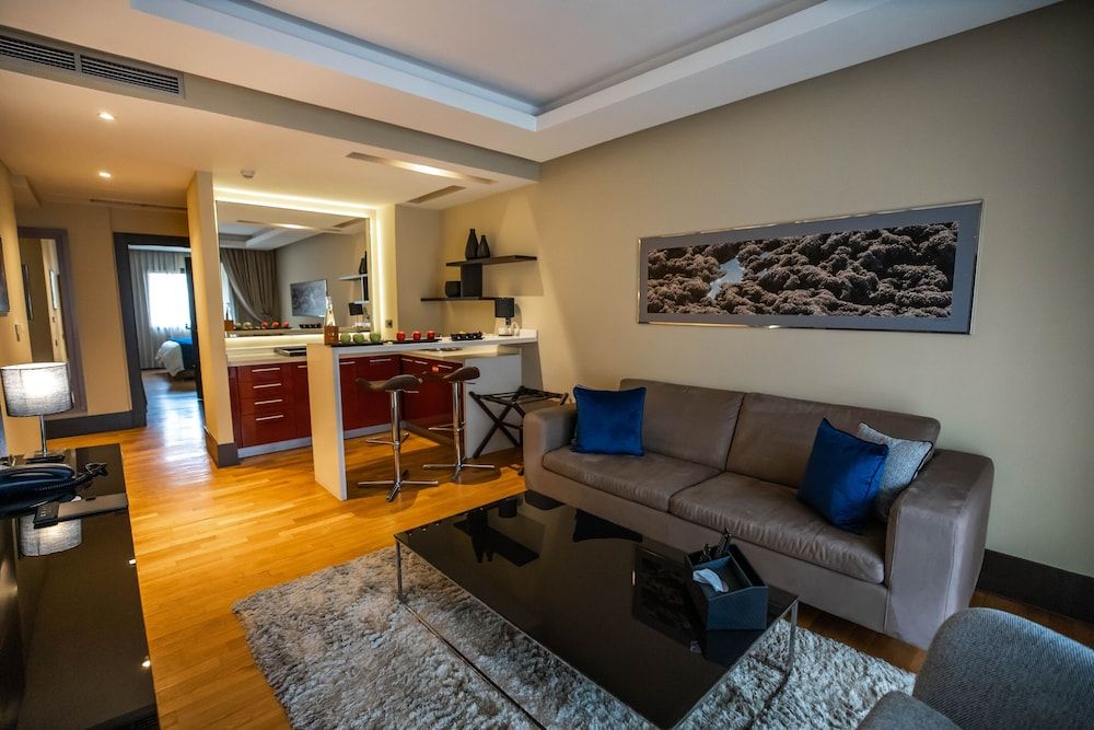 Gray Boutique Hotel Casablanca Deluxe Suite 12