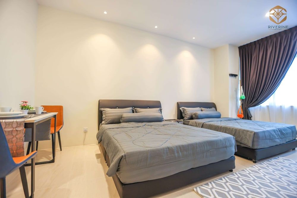 Kuching Riverine Resort