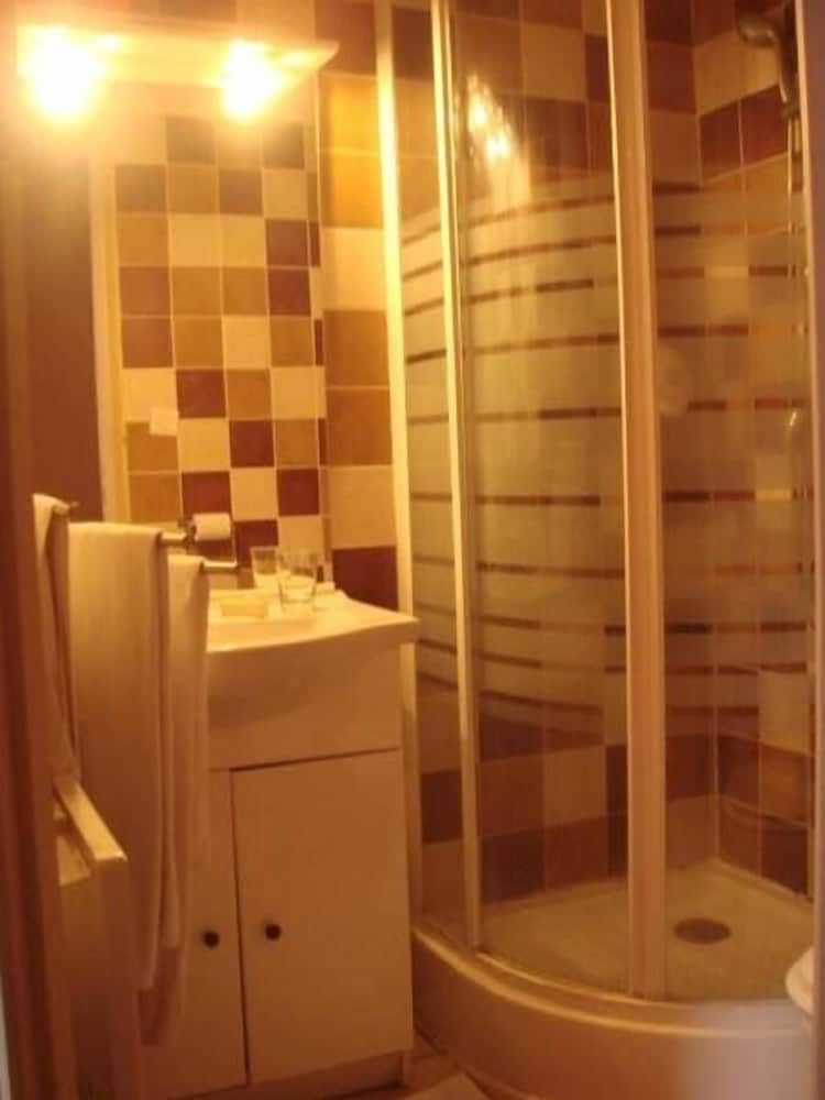 undefined Hotel La Maillane