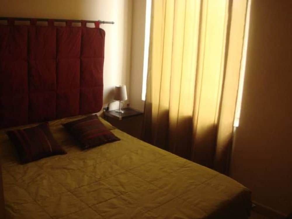 Hotel La Maillane Double Room, 1 Double Bed, Non Smoking 2