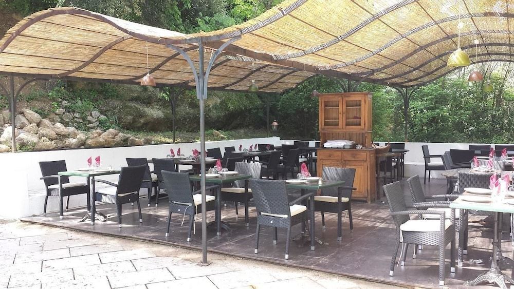 undefined Hotel La Maillane 10