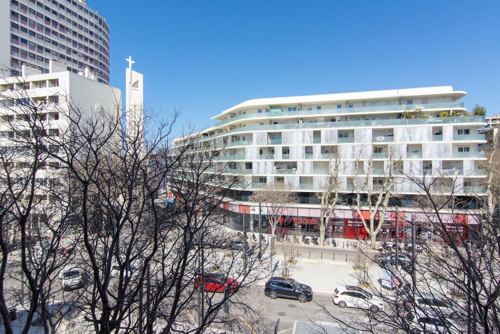 undefined Hôtel du Pharo 7