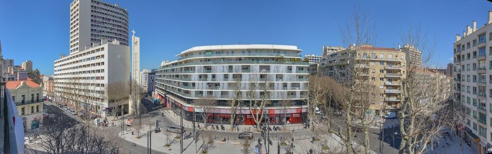 undefined Hôtel du Pharo 9