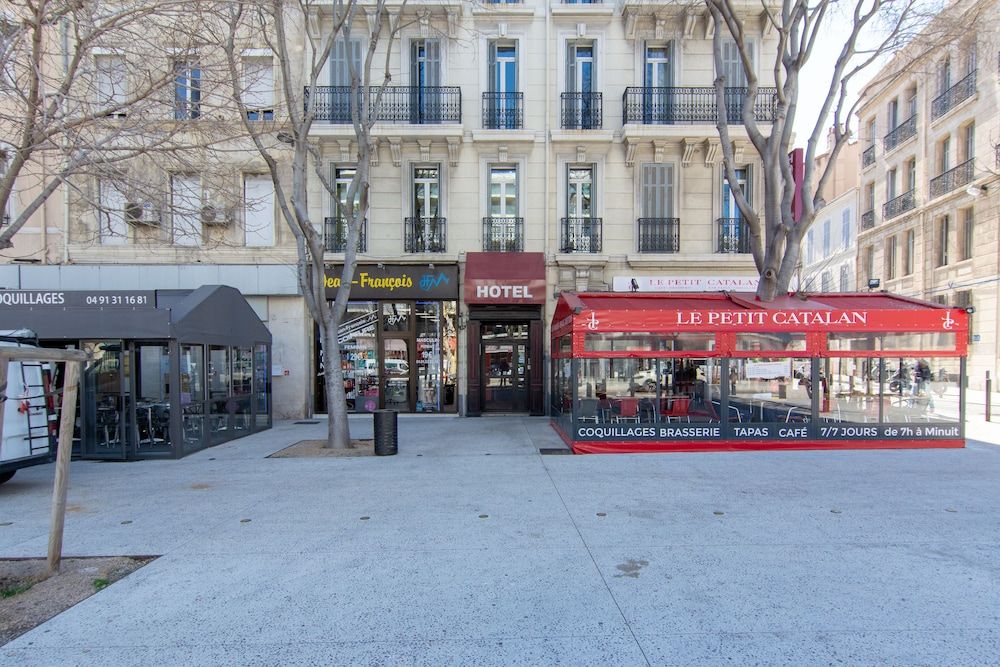 undefined Hôtel du Pharo 3