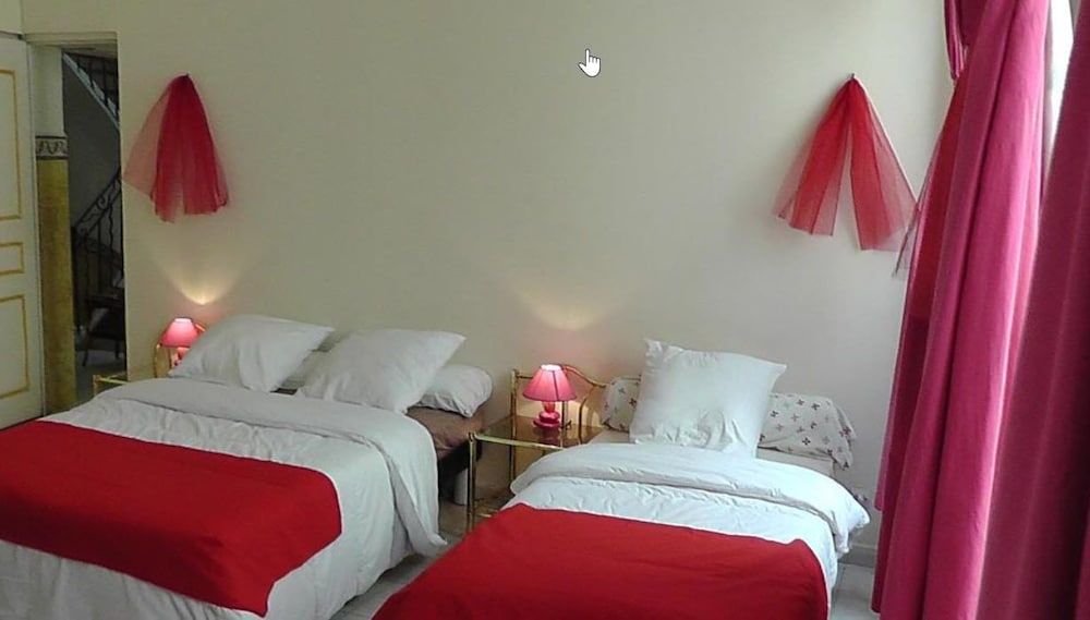 undefined Hotel de la Renaissance 8