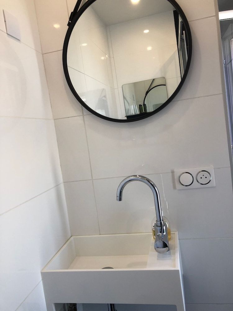 undefined Hôtel Le Mistral 10