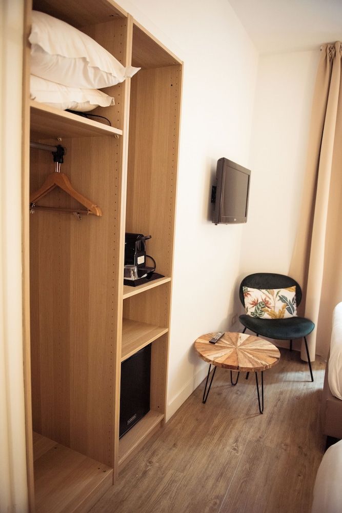 Le M Hôtel Classic Twin Room 12