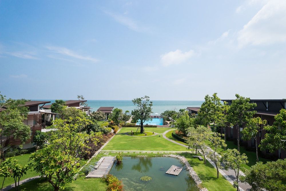 i Tara Resort & Spa Deluxe Room, Garden View 5