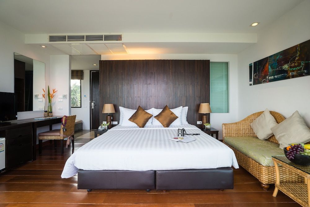 i Tara Resort & Spa Beachfront Villa 4