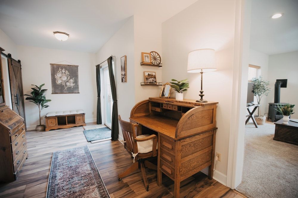 Goldsmith's Riverfront Inn Family Apartment 9