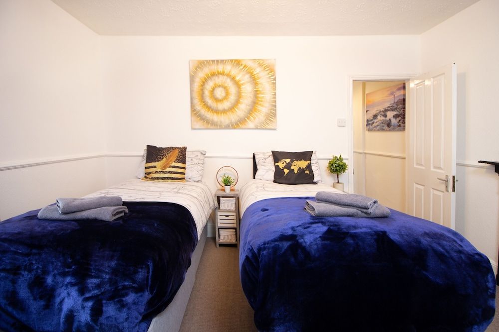 House, 4 Bedrooms