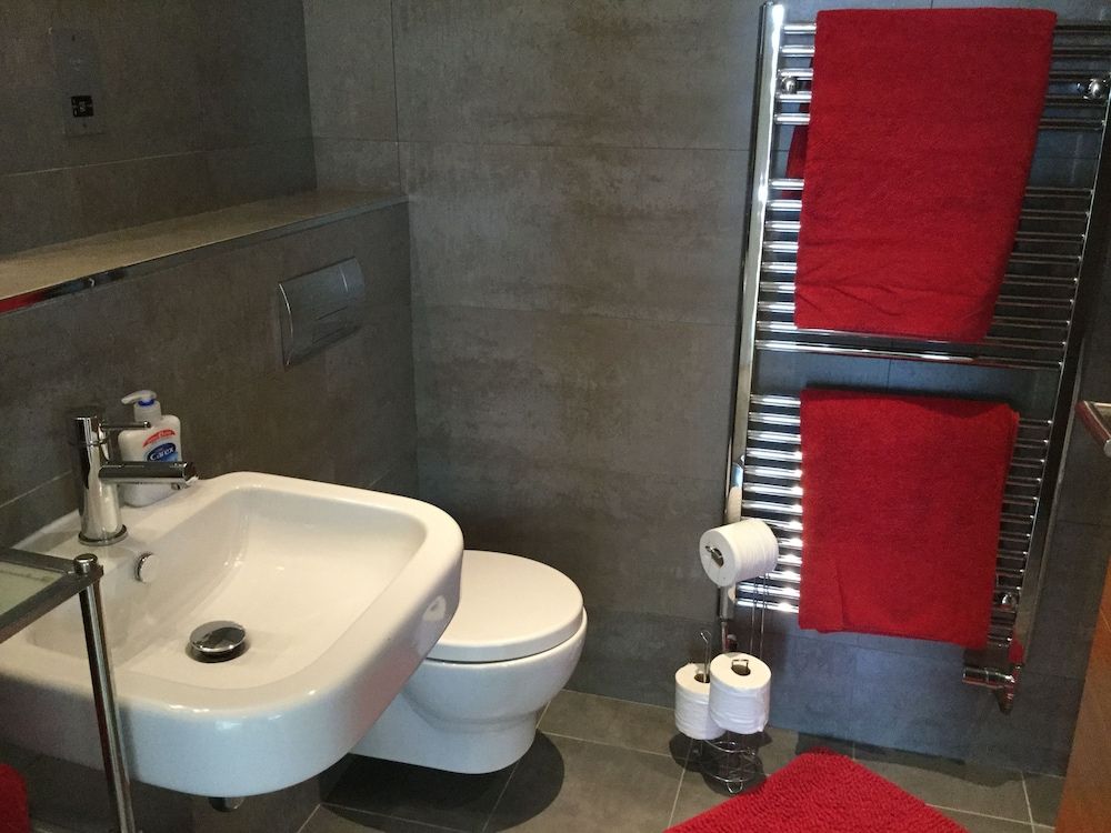 Inverness Apartments - Castlefield Apartment 14