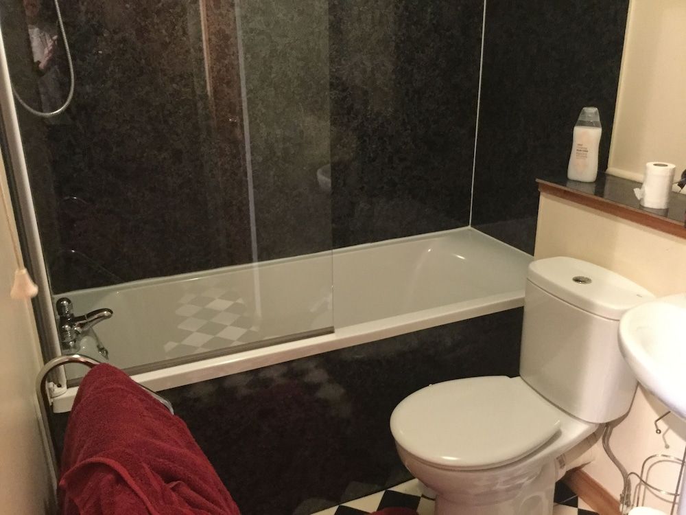 One bedroom Wyvis Apartment 6