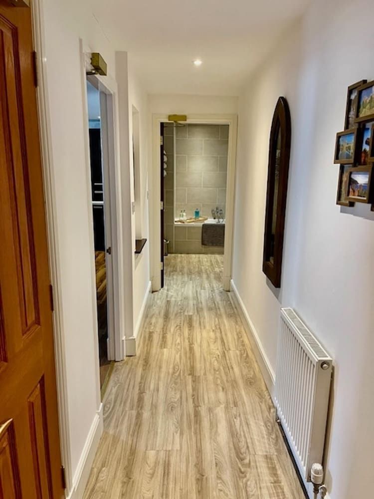 undefined Stunning Spacious Apartment on River Ness 3