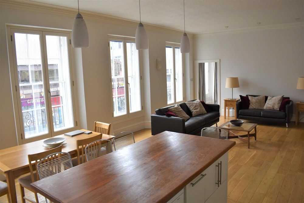 Historic Luxury Apartment in Inverness City Centre Apartment 17