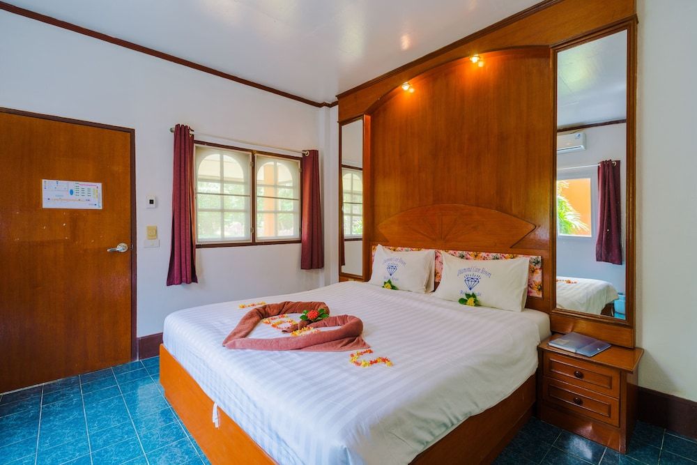 Diamond Cave Resort Bungalow A/C (1 Double Bed) 9