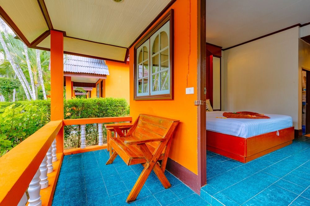 Diamond Cave Resort Bungalow A/C (1 Double Bed) 11