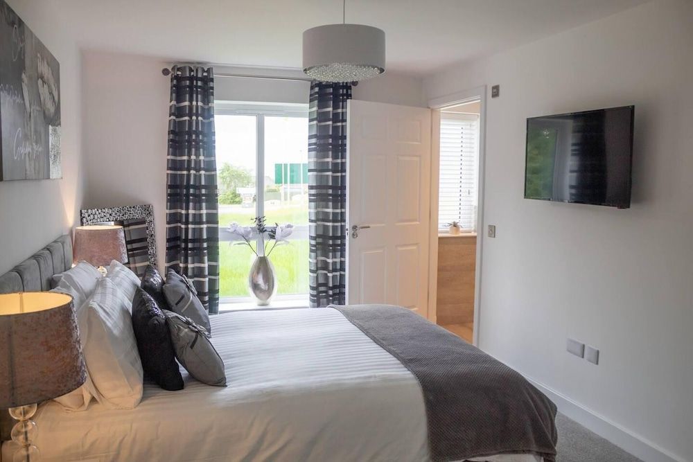undefined Spacious 2 Bedroom Modern Apartment in Inverness 2