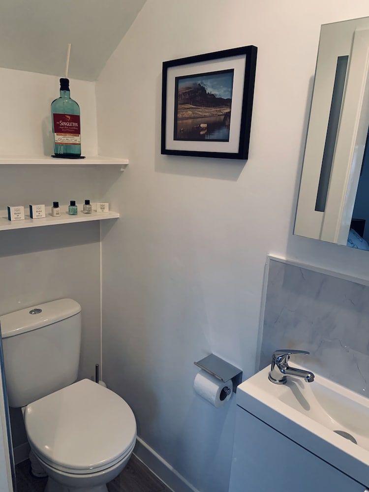 Aye Stay City Double Room 6