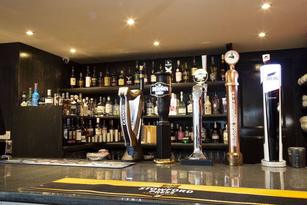 undefined Crown Court Hotel 9