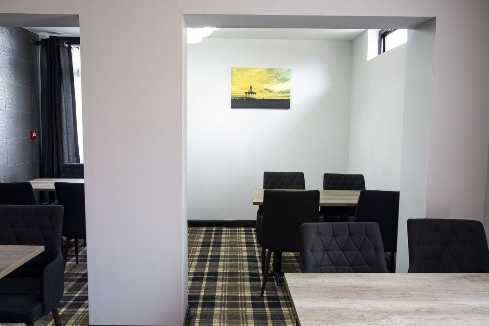 undefined Crown Court Hotel 6