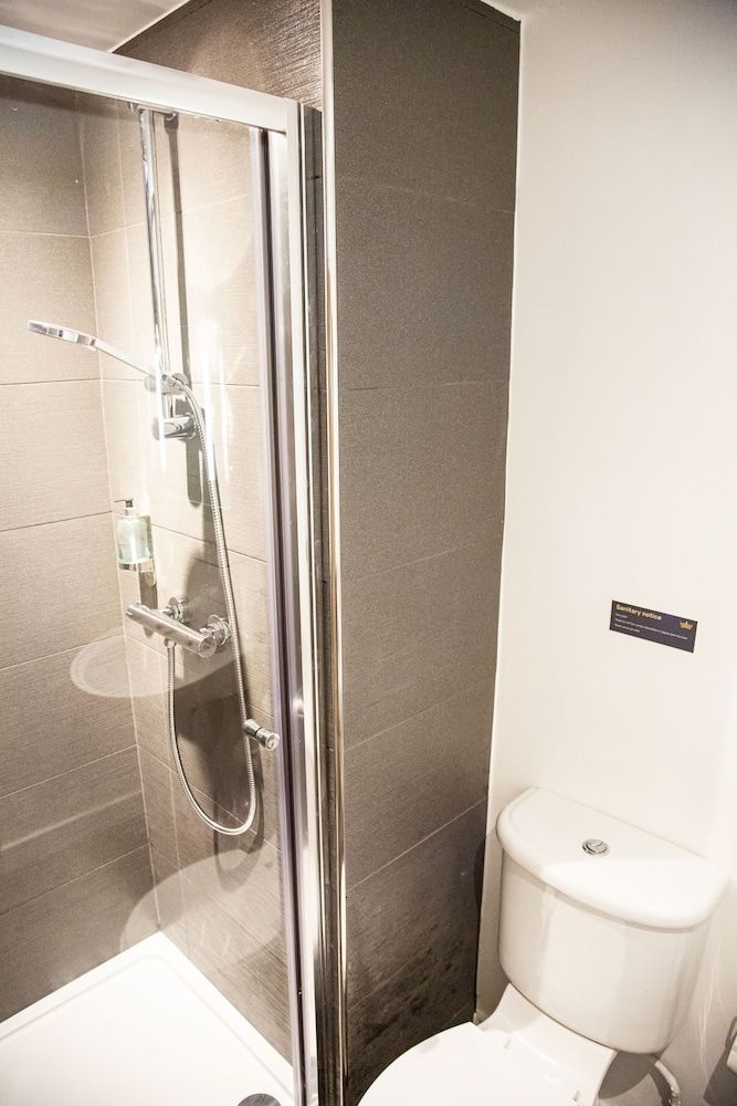 undefined Crown Court Hotel 5