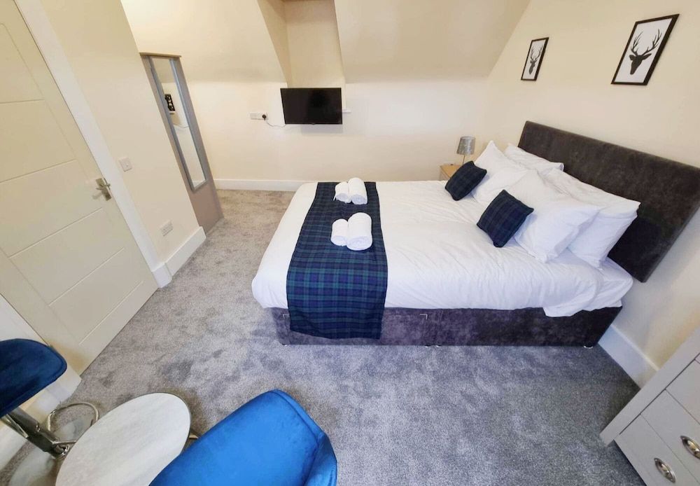 Jacobite house Deluxe Double Room, Ensuite, City View (3rd Floor Bedroom 1 ) 2