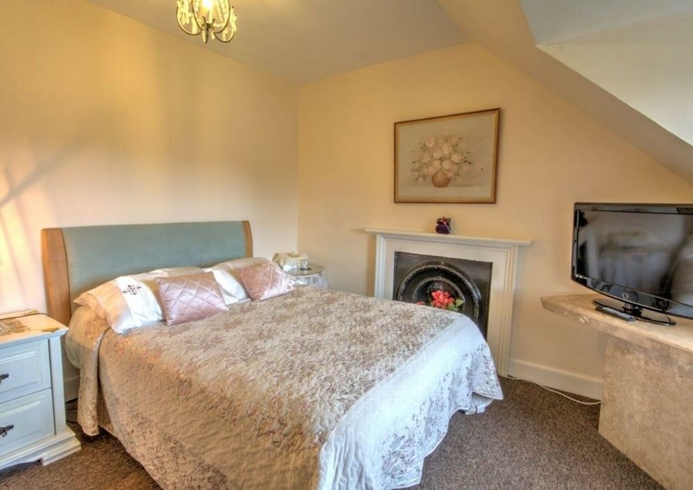 undefined Stunning 5-bed House in Inverness 4