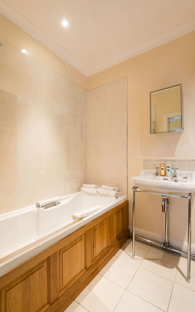 River House Deluxe House 60