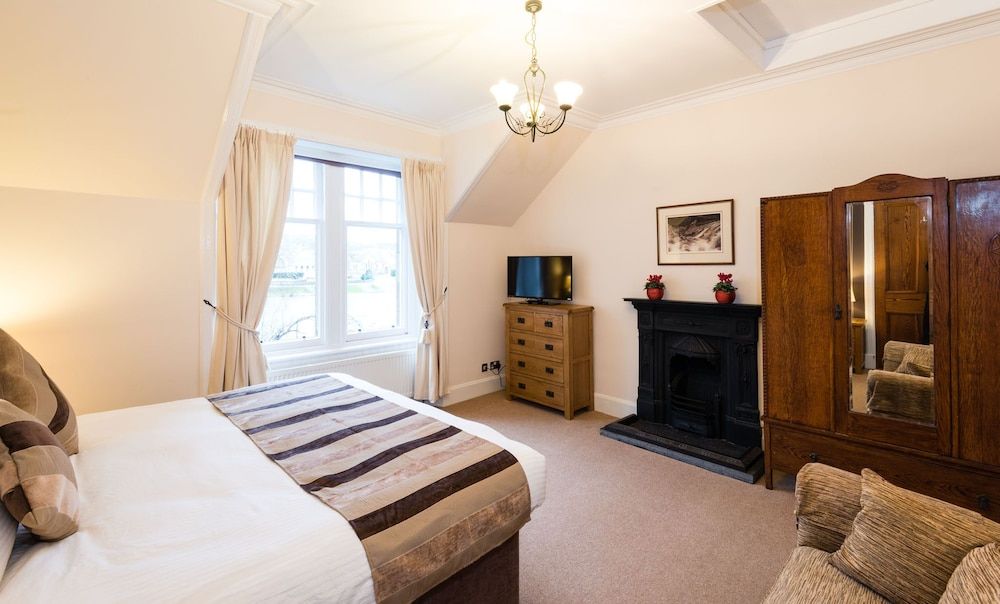 undefined River House 5