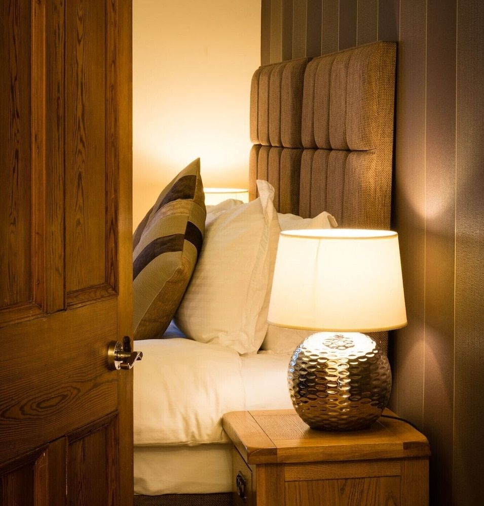 undefined River House 6