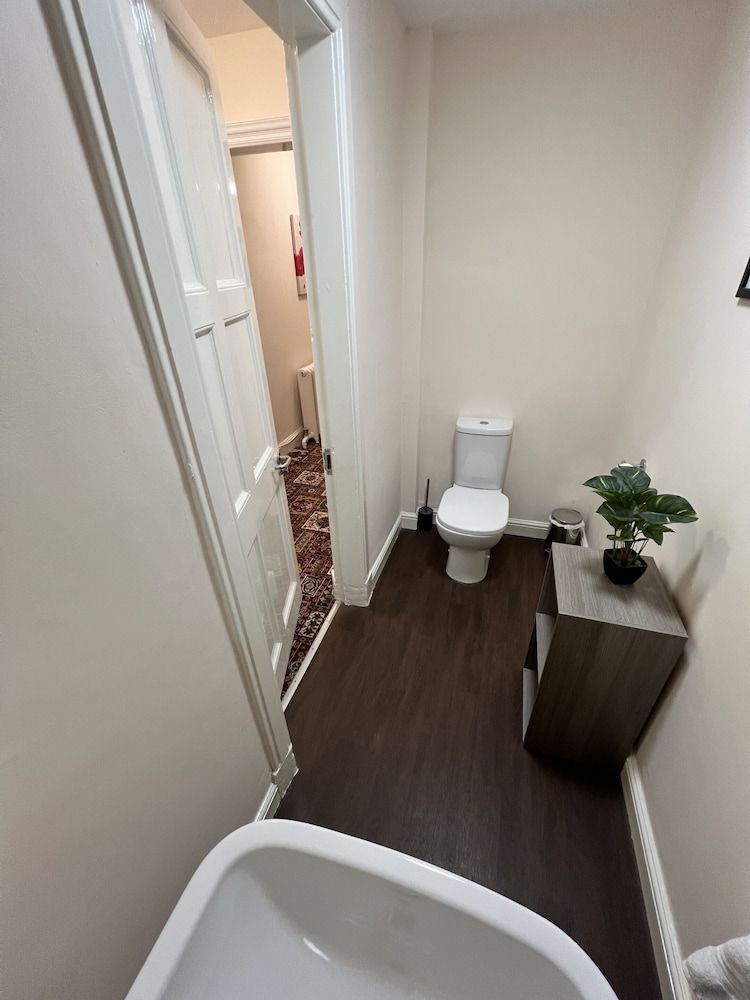 Rossal House Apartments Luxury Apartment, Ensuite, Garden View (2 Bed) 6