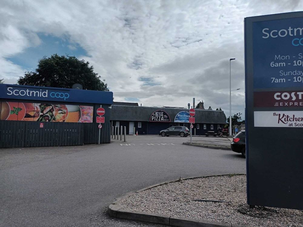 undefined Ashly 3-bed Home 12 Minute Walk Inverness Centre 4