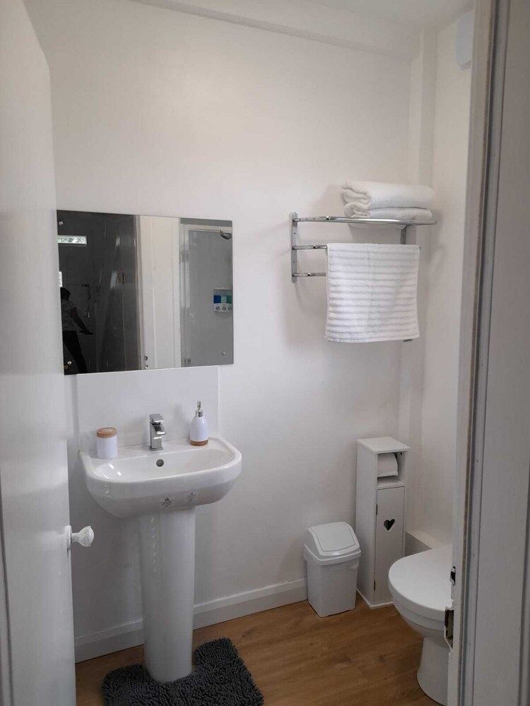 Ashly 3-bed Home 12 Minute Walk Inverness Centre House 12