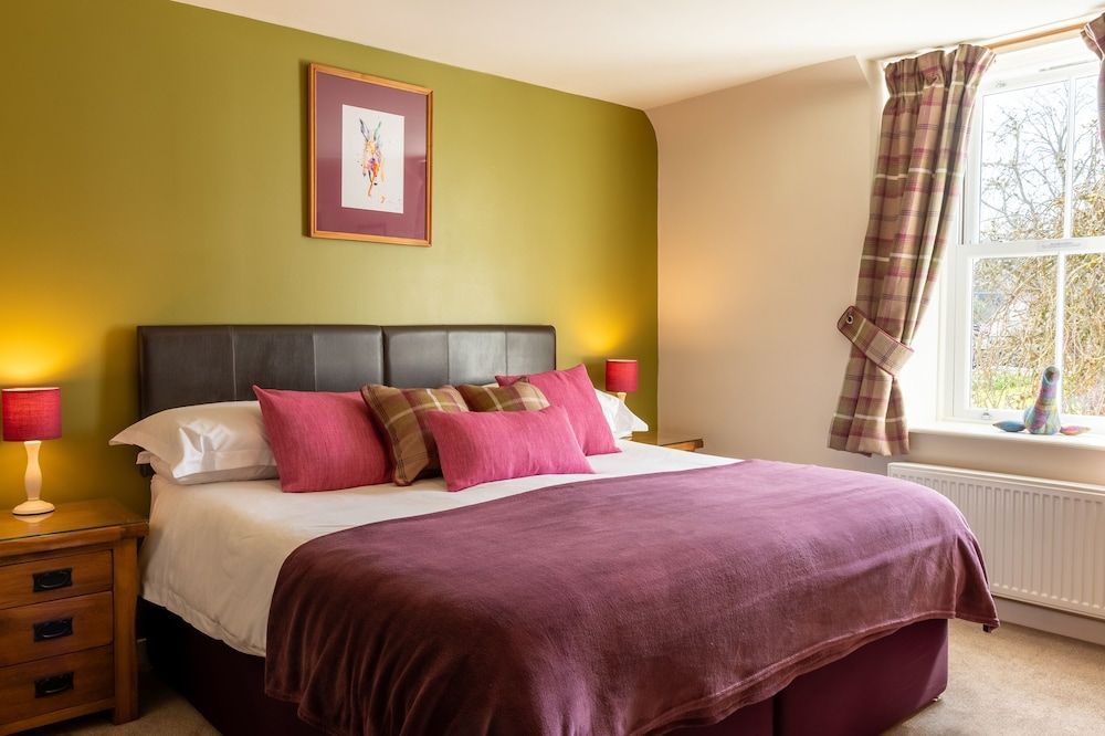 undefined Bridgend House B & B