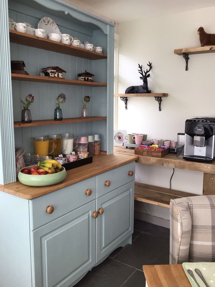 undefined Bridgend House B & B 6