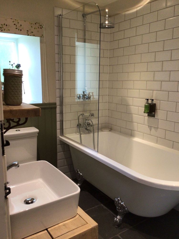 Bridgend House B & B Double Room (1st Floor) 6