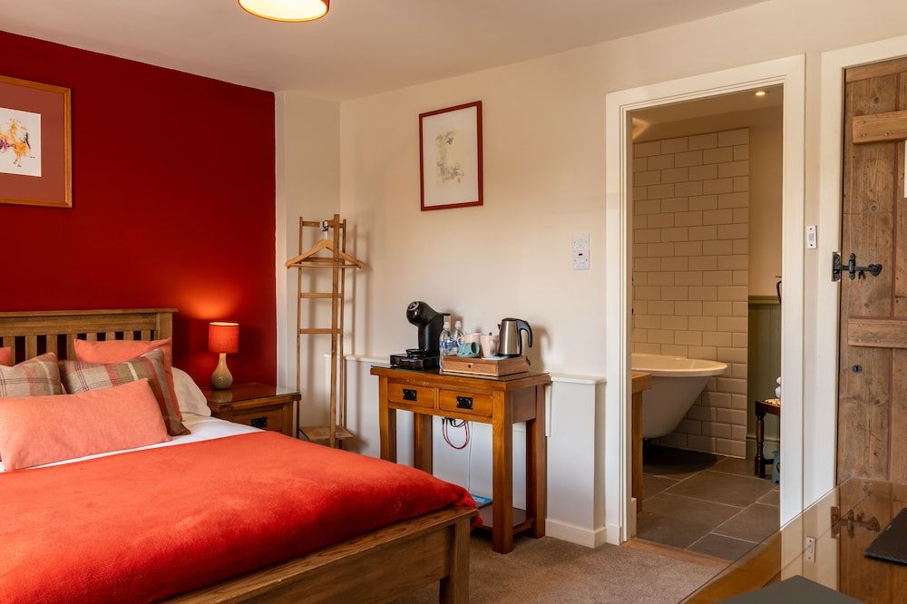 Bridgend House B & B Double Room (1st Floor) 8