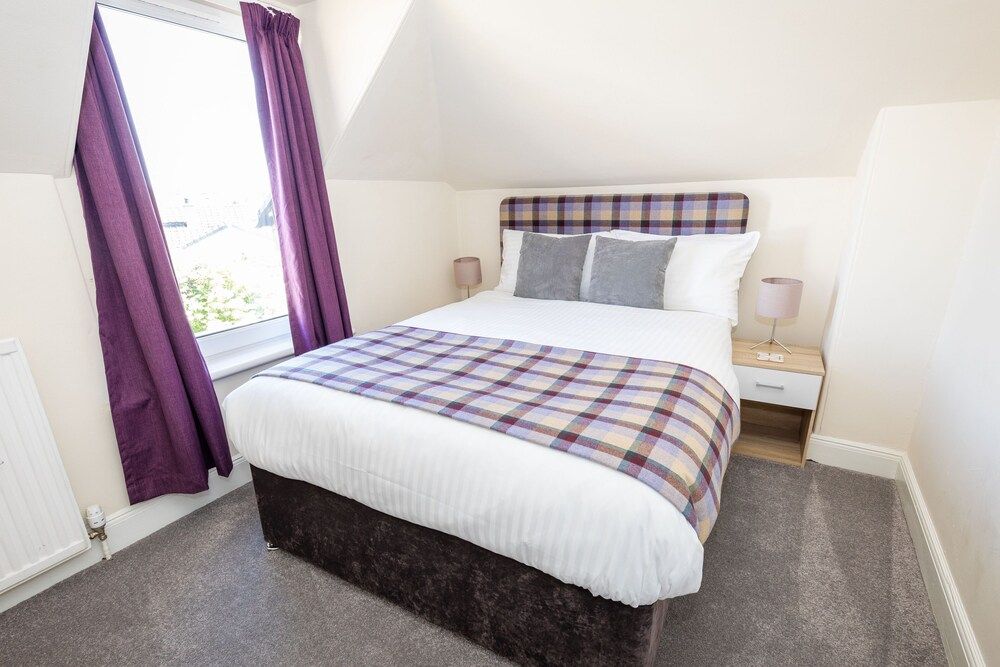 undefined Inverness 7