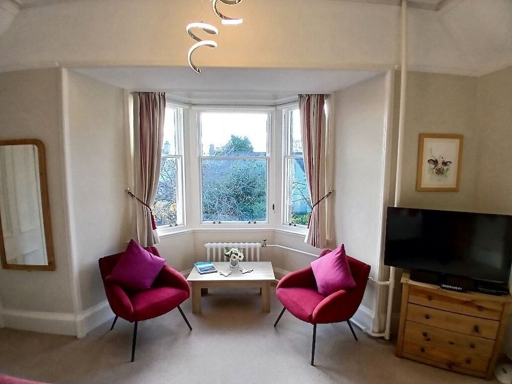 Trafford Bank Guest House Classic Double or Twin Room 4