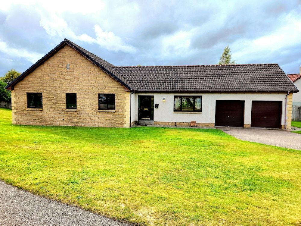 undefined Boutique 4-Bed Home in Inverness