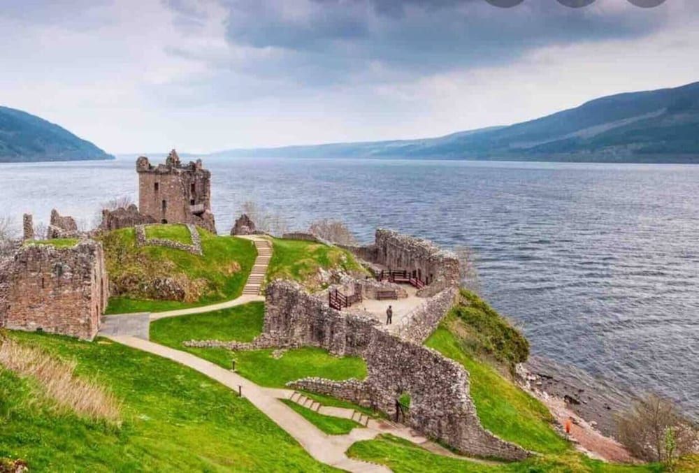 undefined Immaculate Cabin 5 Mins to Inverness Dogs Welcome 4