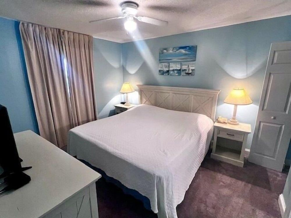 Condo, 1 Bedroom