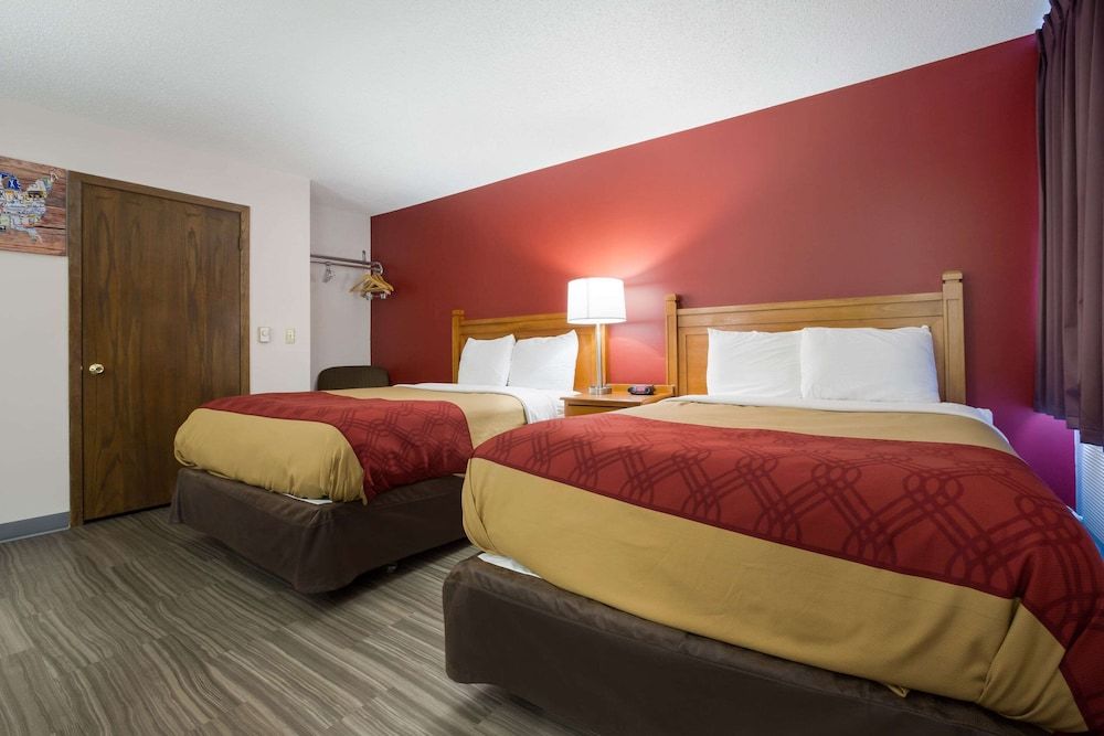 Econo Lodge Inn & Suites Room, 2 Double Beds, Accessible, Non Smoking 2