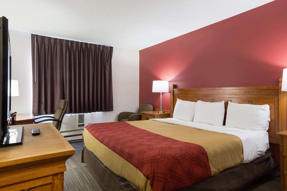 Standard Room, 1 King Bed, Non Smoking