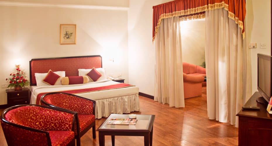 undefined The Windsor Castle 5